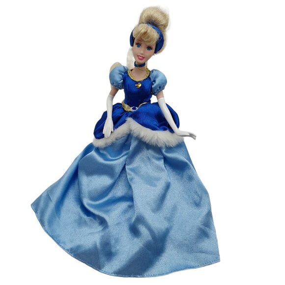 Disney Porcelain Cinderella Princess Doll Brass Key Collection Keepsake Edition - Picture 1 of 9